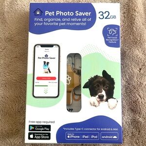 Pet Photo Saver 32GB